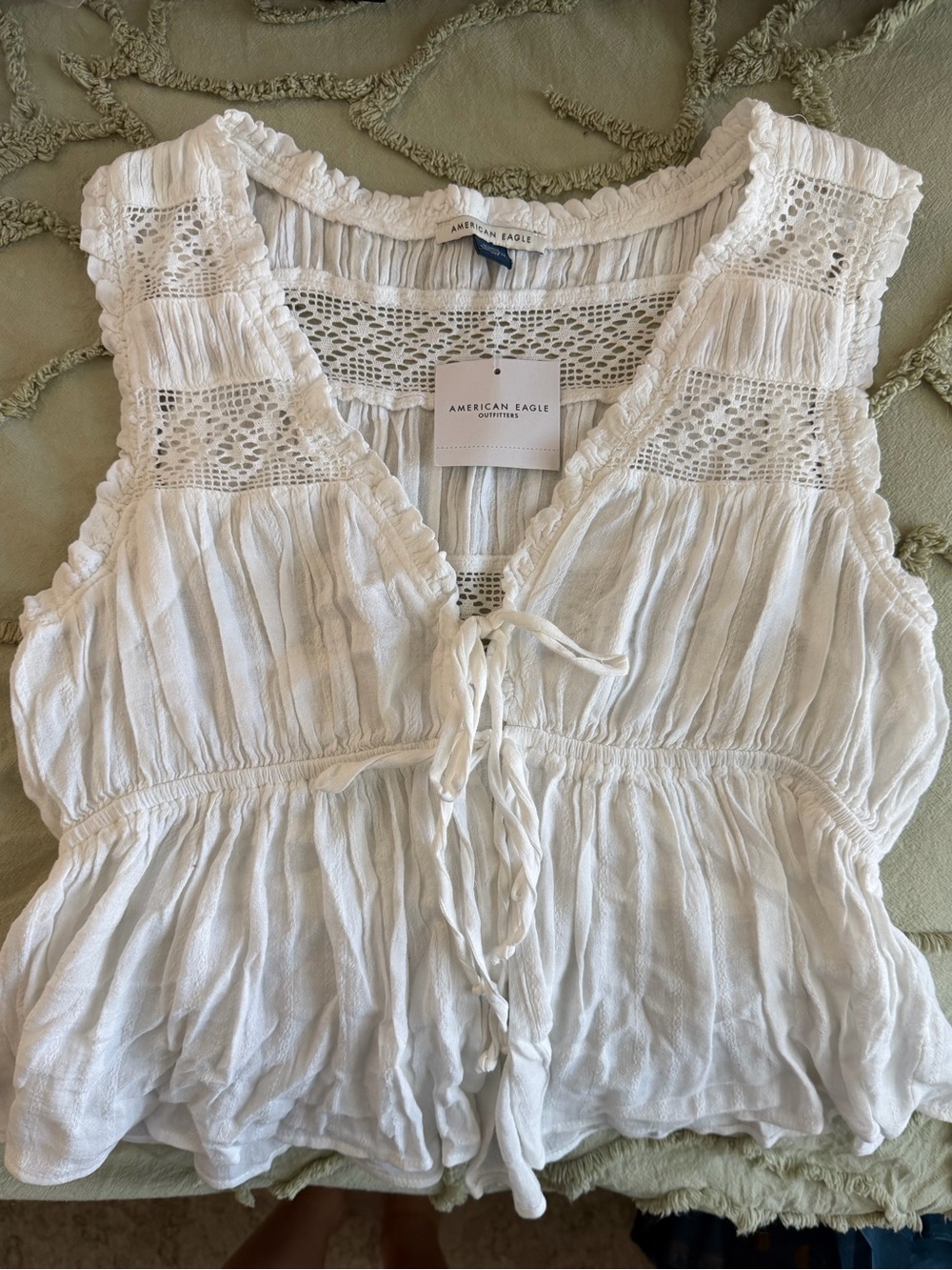 American Eagle Outfitters White Sleeveless Blouse